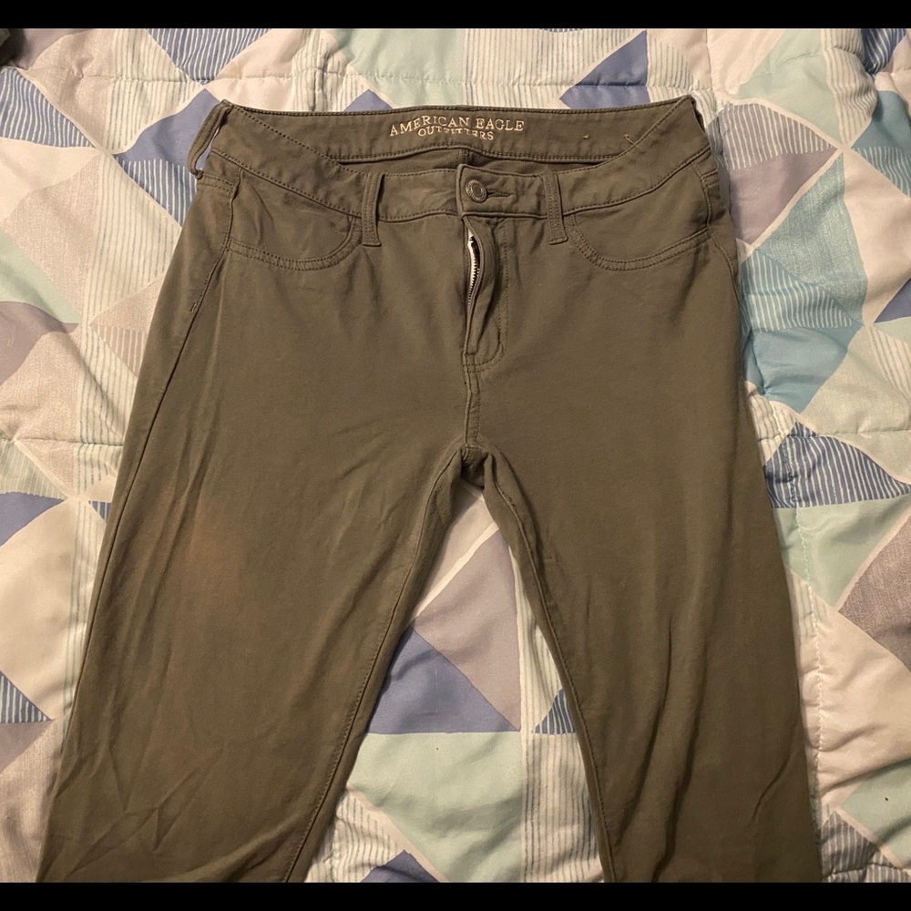 American Eagle Green Super Stretch Jegging